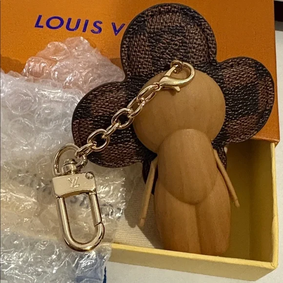 LV Fashion Vivienne Damier Checkered Flower Bag Charm - Picture 2 of 7